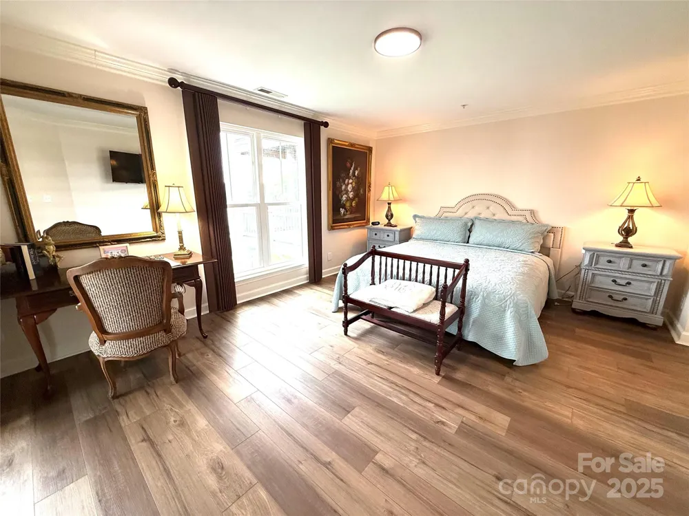 930 Jetton Street #20 Davidson, NC 28036