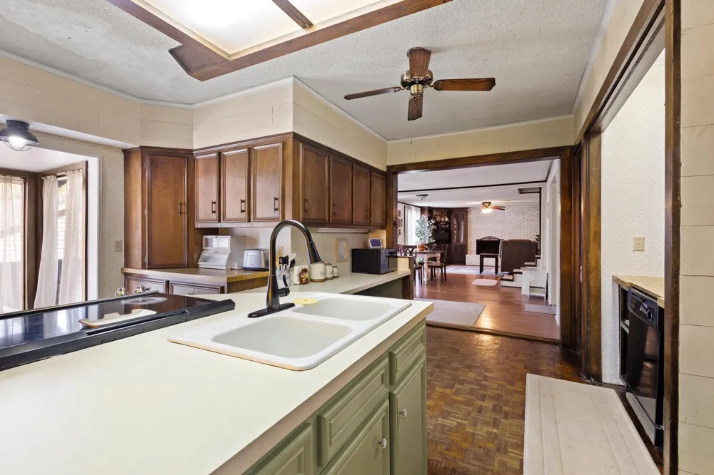 302 W Main Street Honey Grove, TX 75446