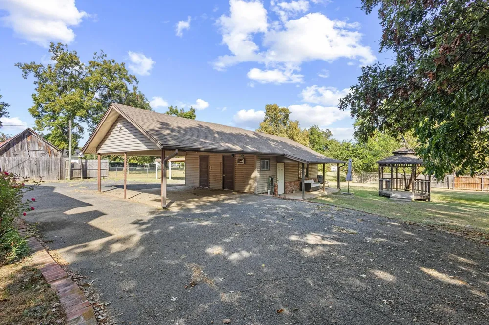 302 W Main Street Honey Grove, TX 75446