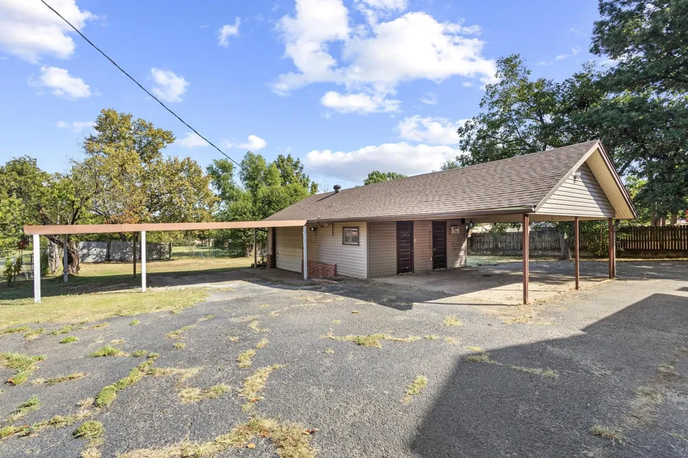 302 W Main Street Honey Grove, TX 75446