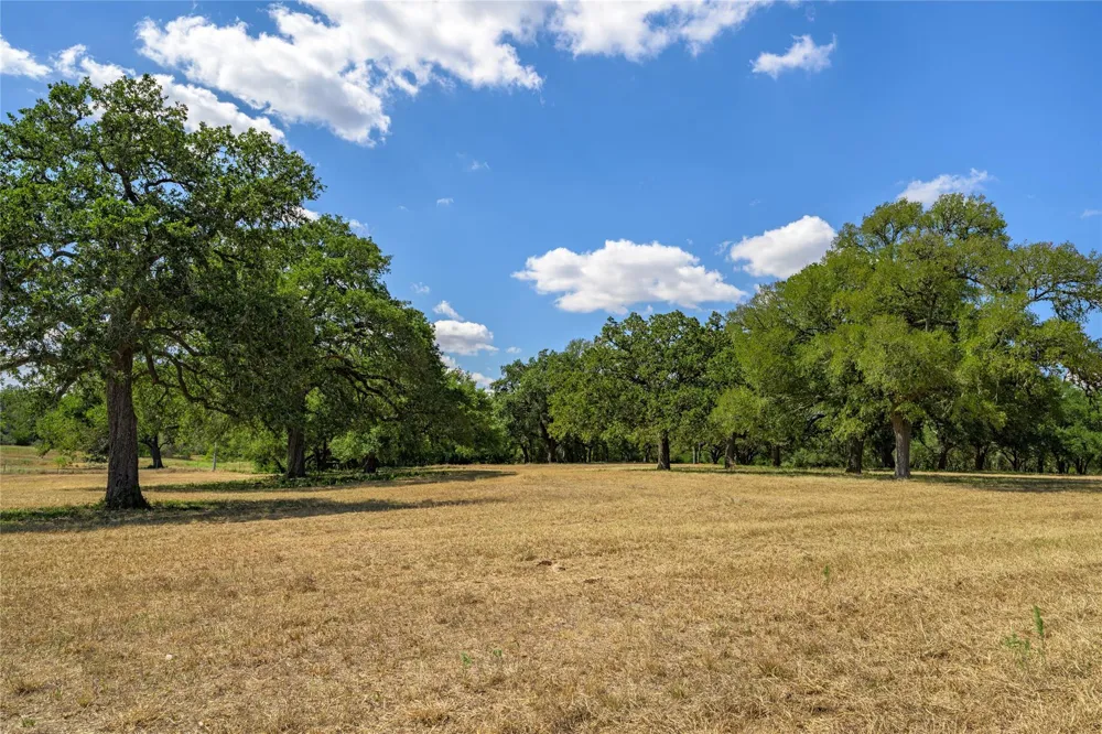 5327 State Highway 159 La Grange, TX 78945