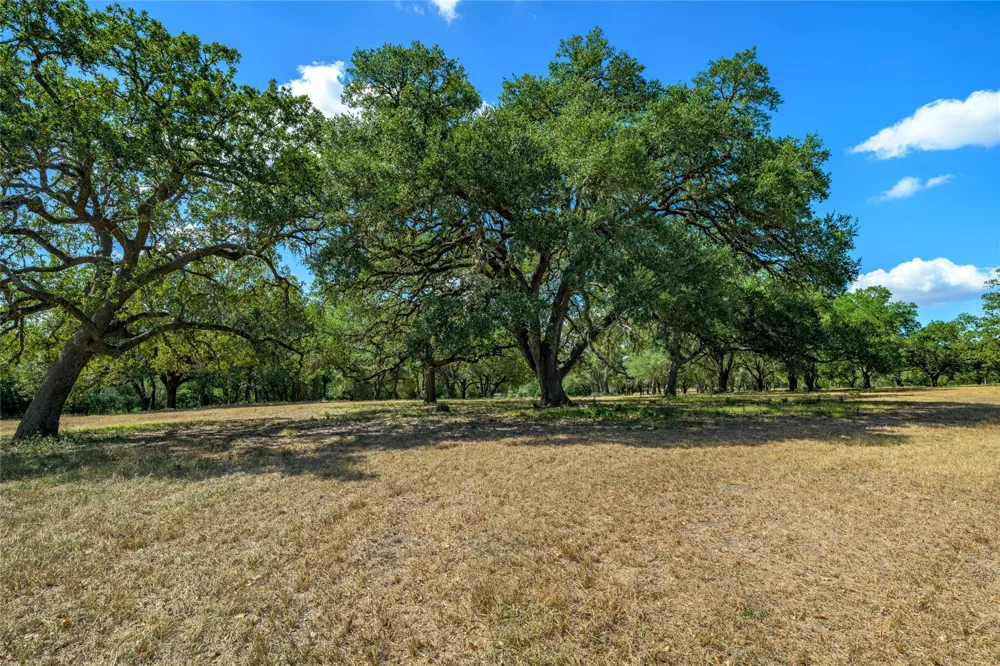 5327 State Highway 159 La Grange, TX 78945