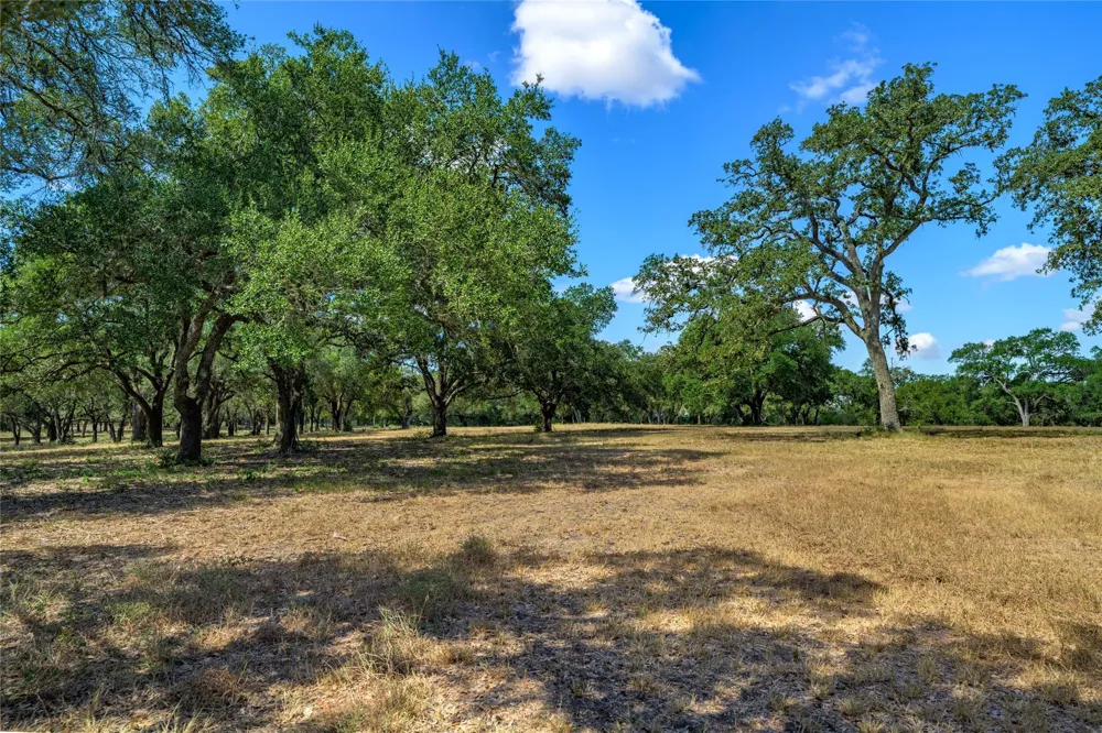 5327 State Highway 159 La Grange, TX 78945