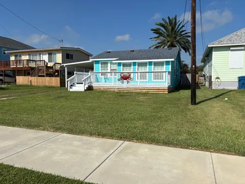 1223 S Live Oak St.