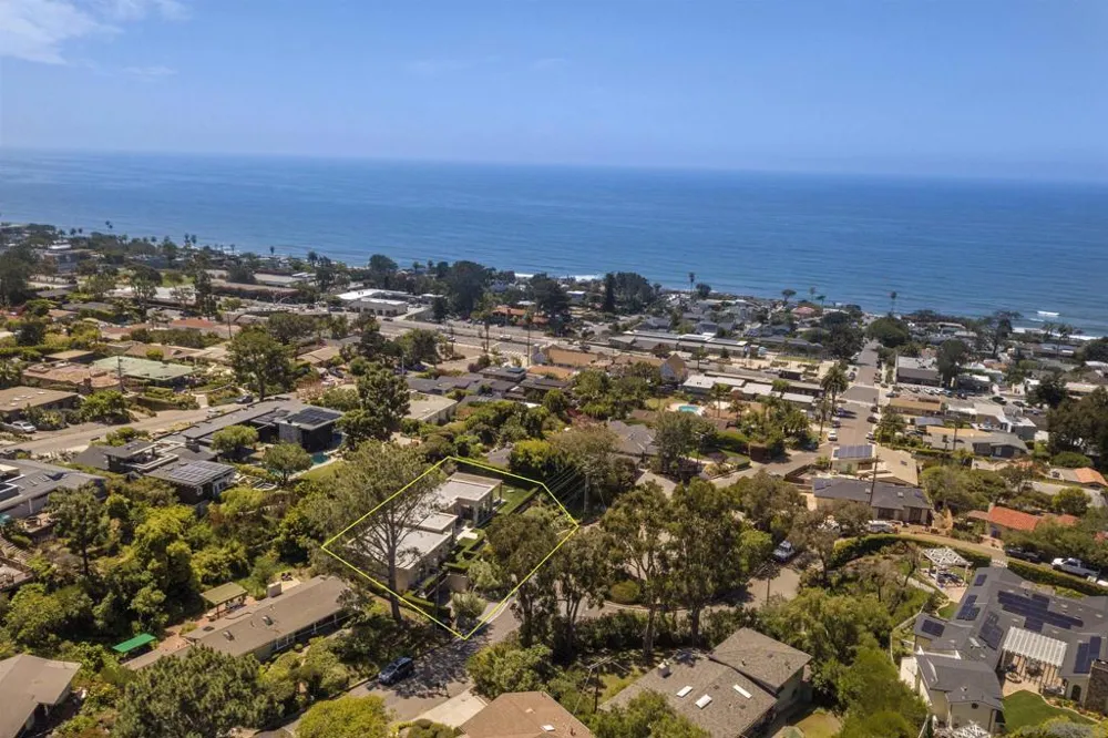 443 11th Street Del Mar, CA 92014