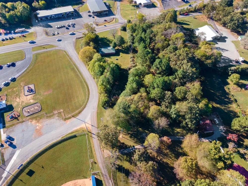 5155 Highway 100 Lyles, TN 37098