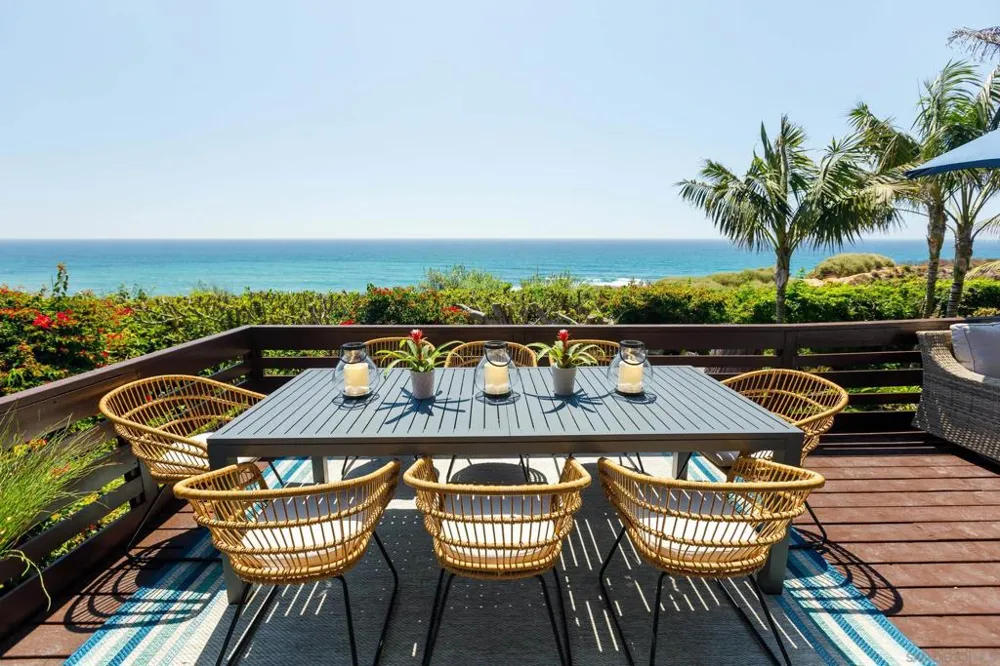 110 8th St Del Mar, CA 92014