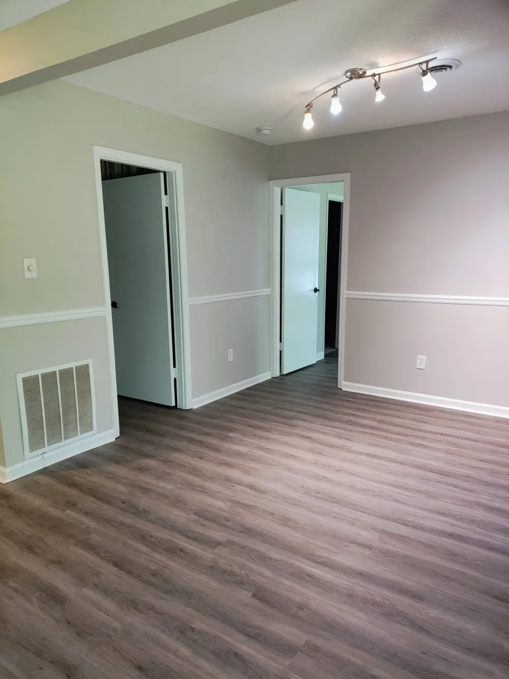 52 Eagle Cv Jackson, TN 38305