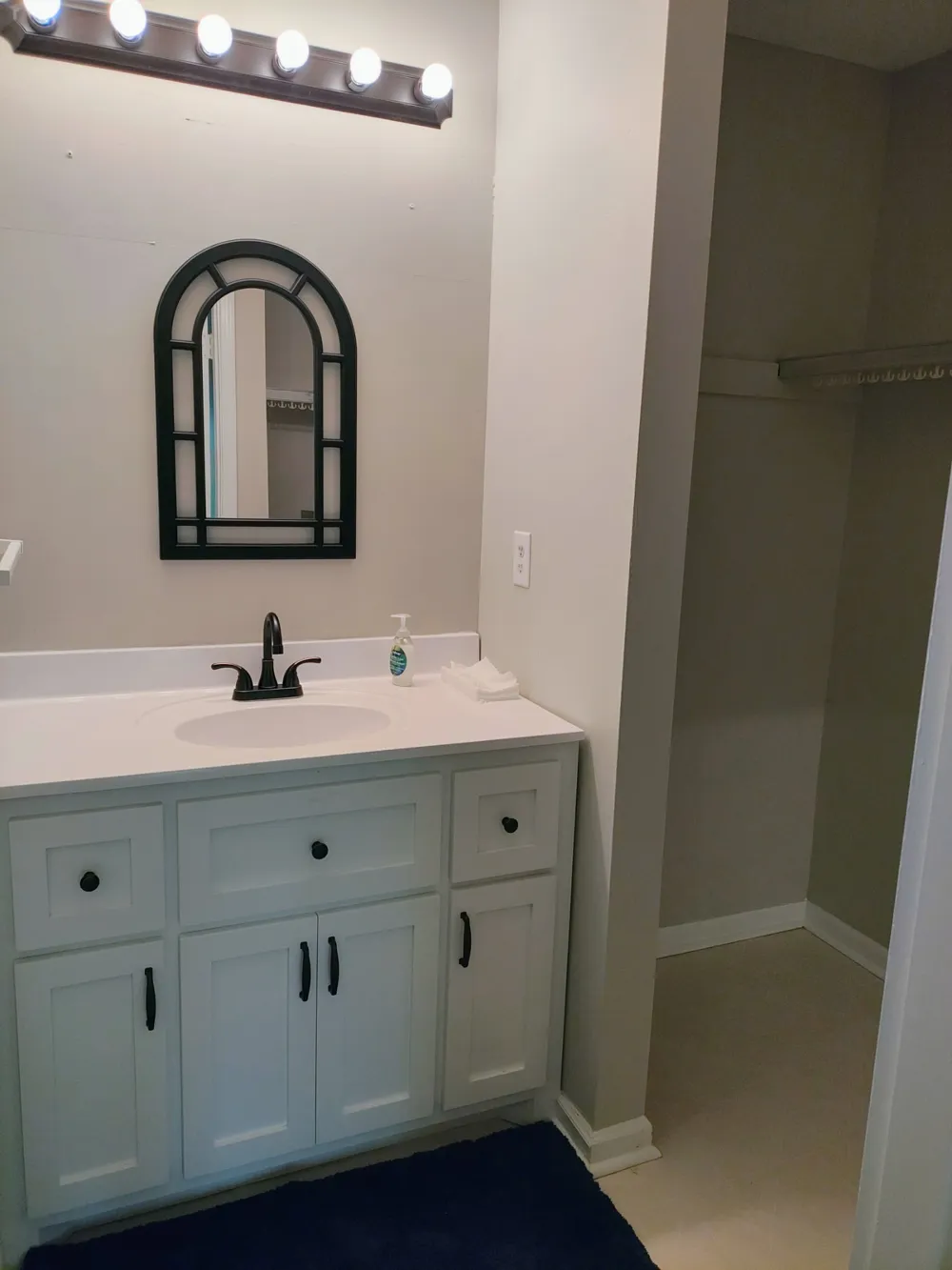 52 Eagle Cv Jackson, TN 38305