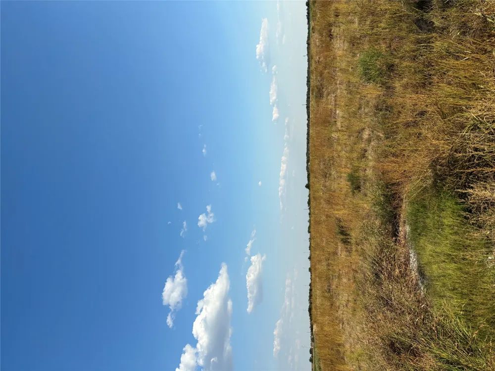 305 County Rd 134 Burlington, TX 76519