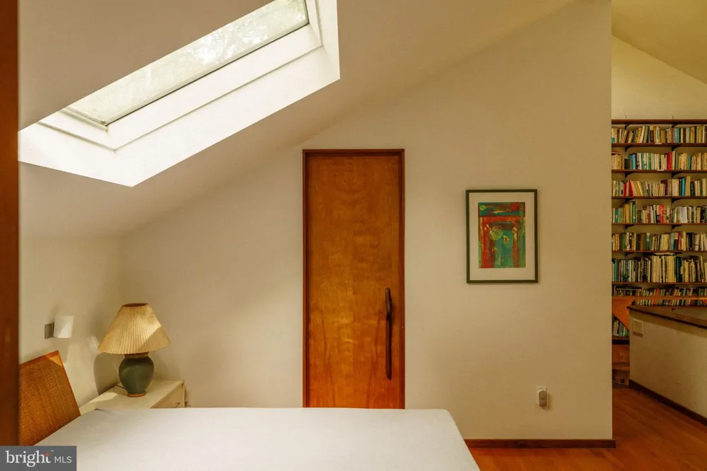 36 RABBIT RUN ROAD Malvern, PA 19355