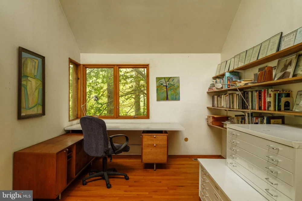 36 RABBIT RUN ROAD Malvern, PA 19355