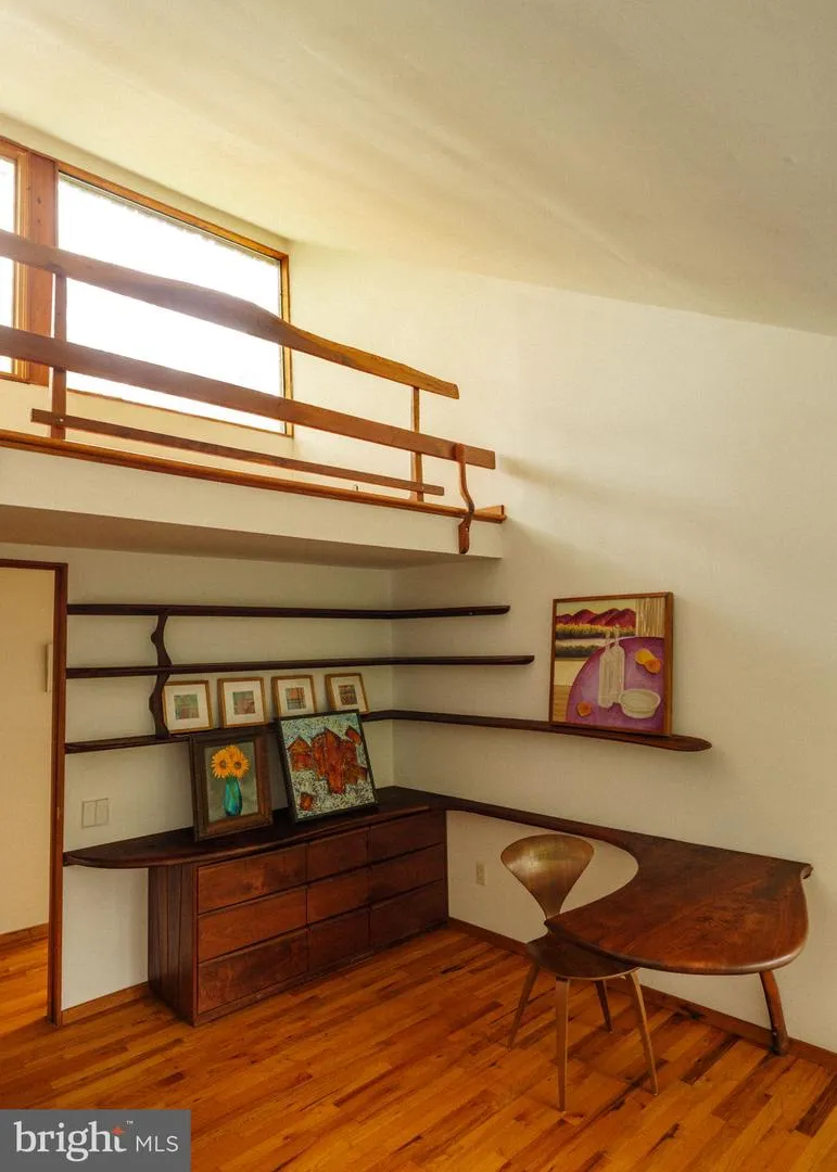 36 RABBIT RUN ROAD Malvern, PA 19355