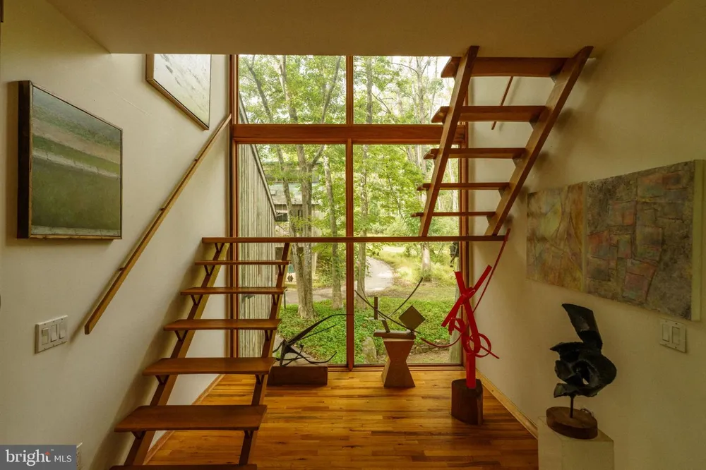 36 RABBIT RUN ROAD Malvern, PA 19355