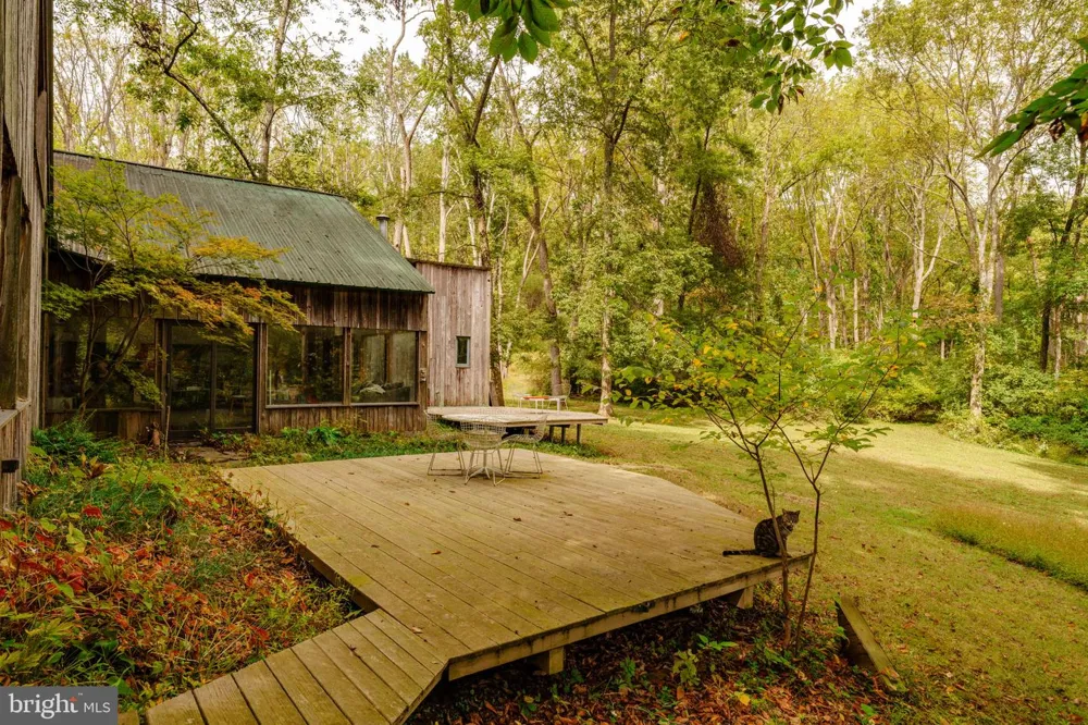 36 RABBIT RUN ROAD Malvern, PA 19355