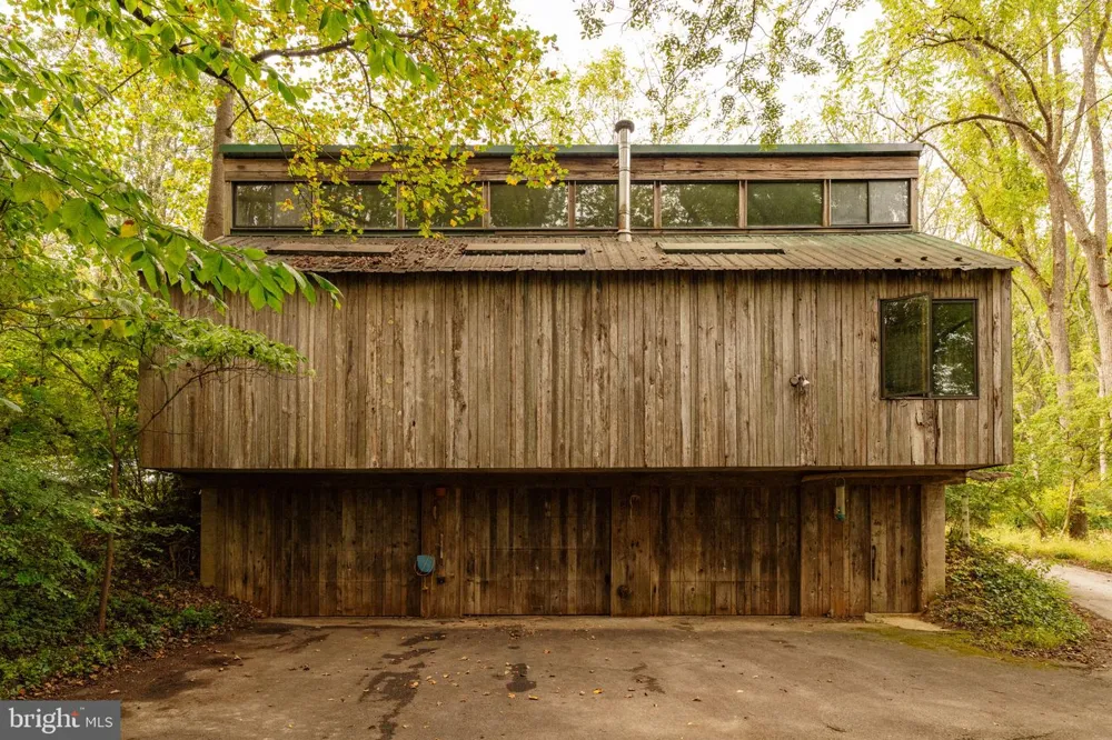 36 RABBIT RUN ROAD Malvern, PA 19355