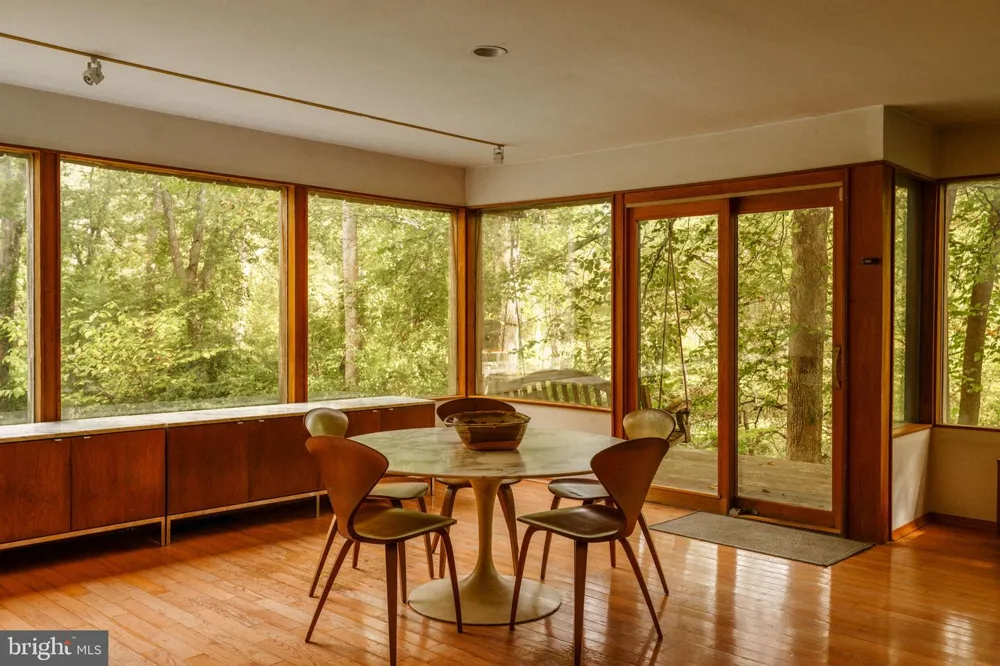 36 RABBIT RUN ROAD Malvern, PA 19355