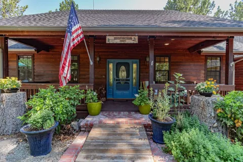 16713 Sequoia Way