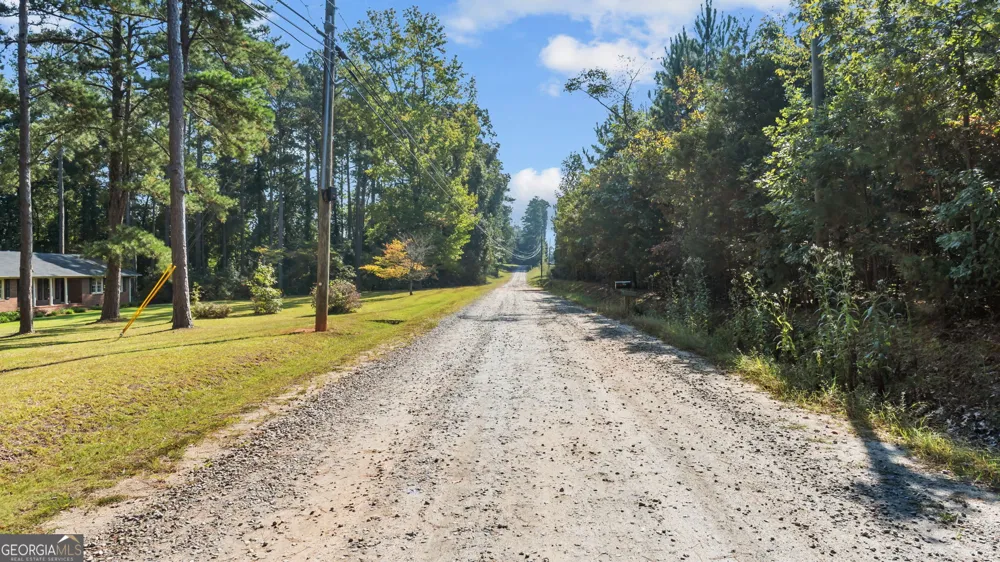 2987 Steele RD Griffin, GA 30223