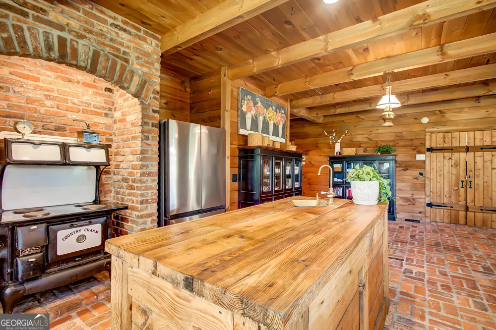 3591 GA 54 Hogansville, GA 30230