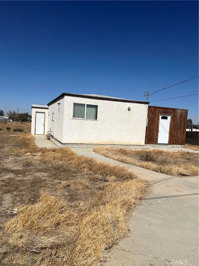 9241 E Avenue R14 Littlerock, CA 93543
