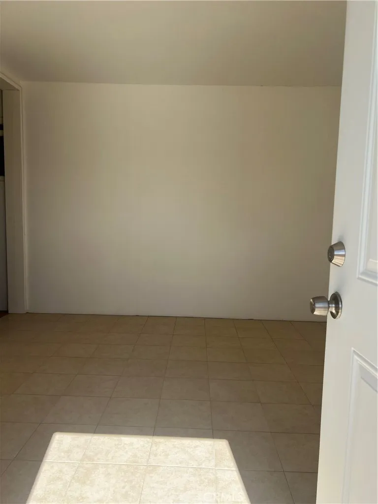 9241 E Avenue R14 Littlerock, CA 93543