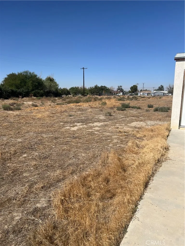 9241 E Avenue R14 Littlerock, CA 93543