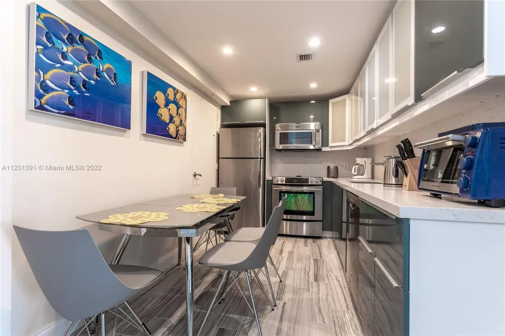 3901 S Ocean Dr #10M Hollywood, FL 33019