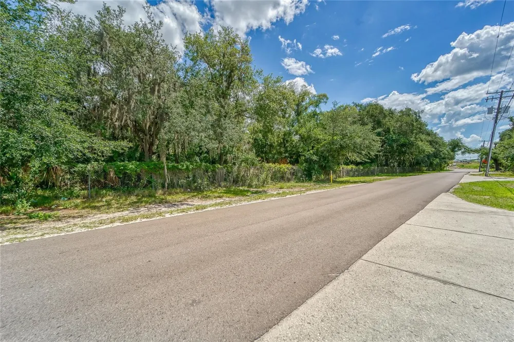 TURKEY CREEK ROAD Plant City, FL 33563