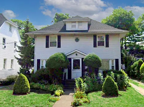 65 Lakeside Drive
