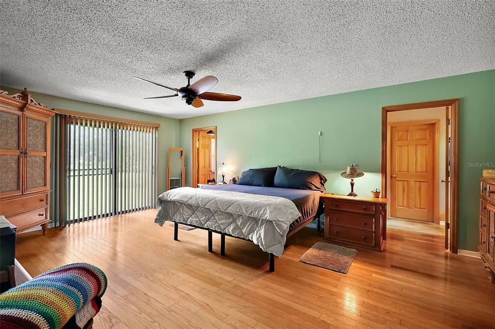 672 E BELT AVENUE Bushnell, FL 33513