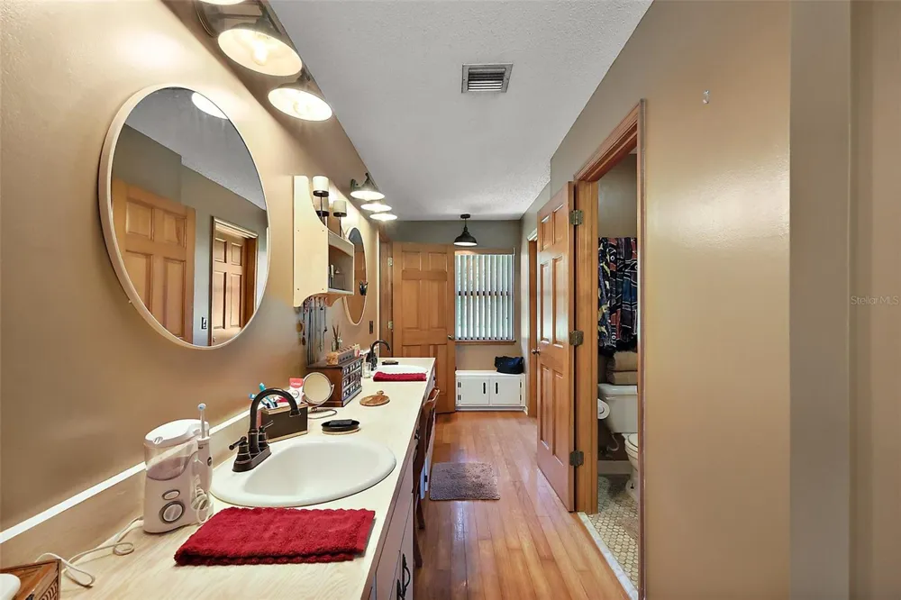 672 E BELT AVENUE Bushnell, FL 33513