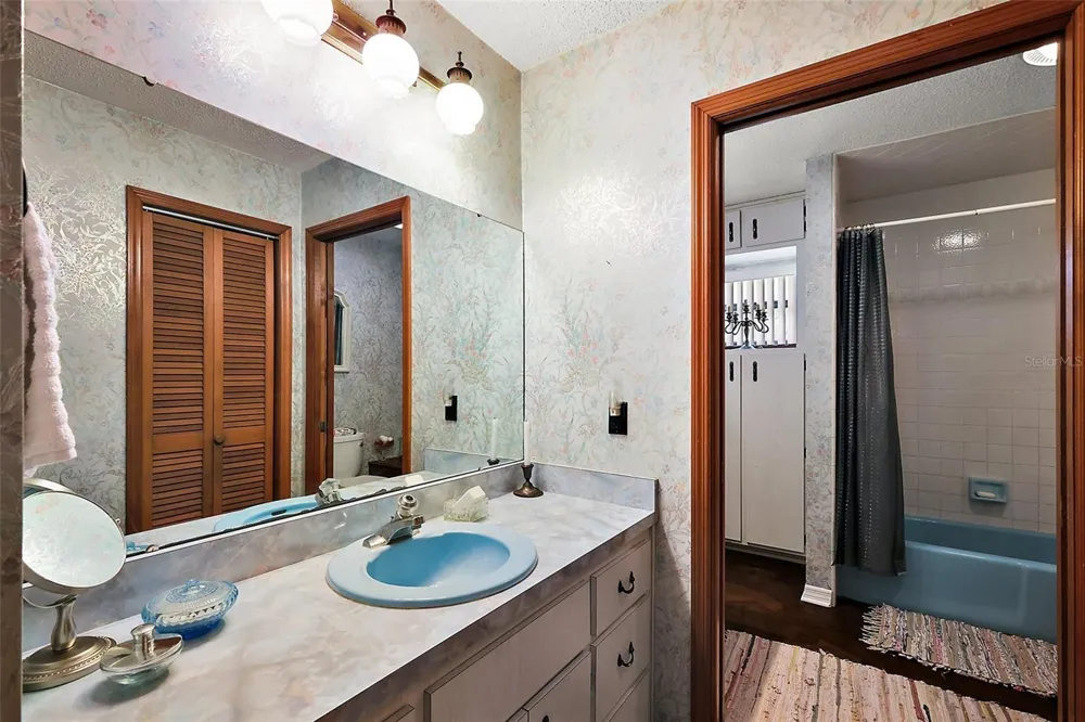 672 E BELT AVENUE Bushnell, FL 33513