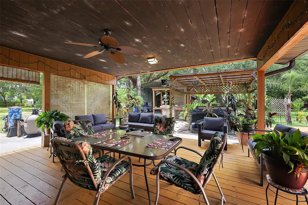 672 E BELT AVENUE Bushnell, FL 33513