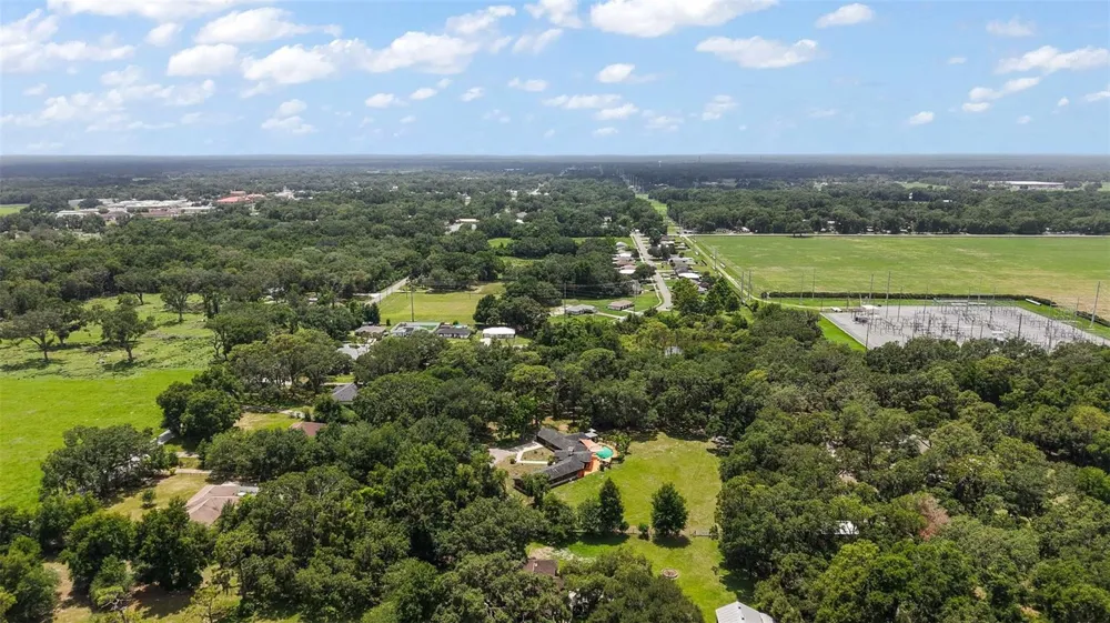 672 E BELT AVENUE Bushnell, FL 33513
