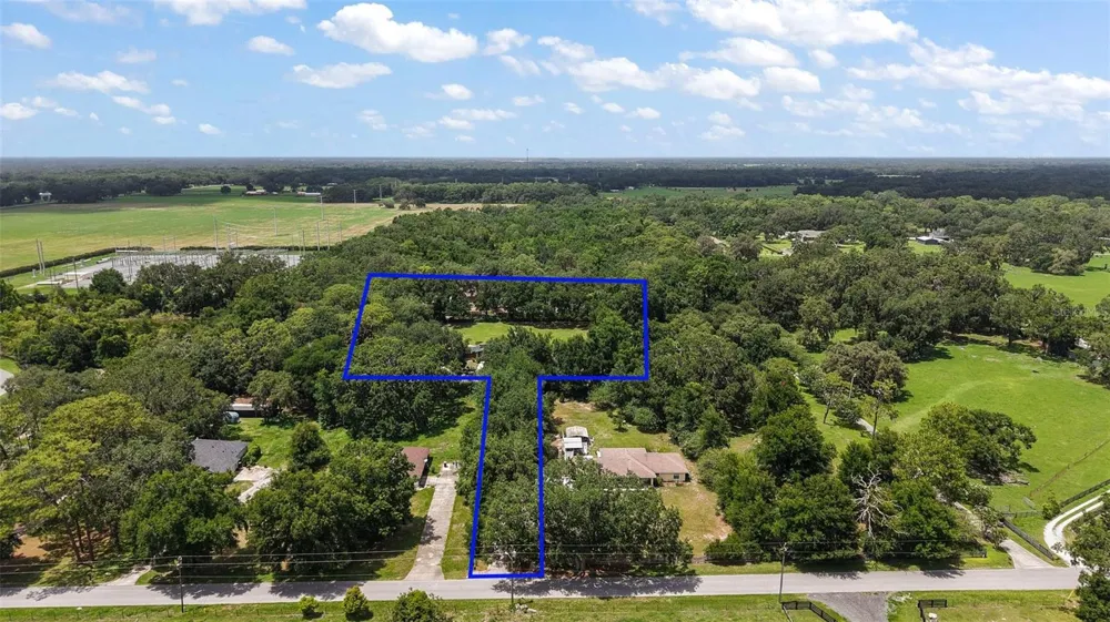 672 E BELT AVENUE Bushnell, FL 33513