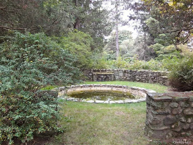 376 Lane Gate Road Cold Spring, NY 10516