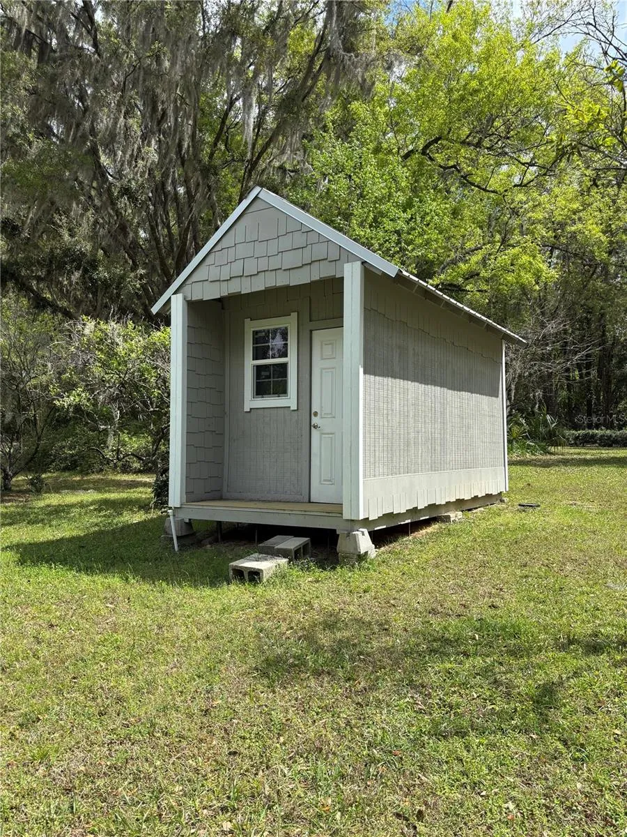 216 LITTLE ORANGE LAKE DRIVE Hawthorne, FL 32640
