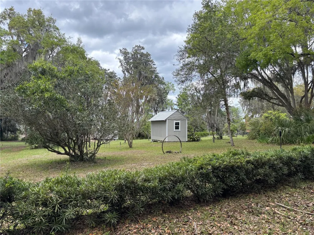 216 LITTLE ORANGE LAKE DRIVE Hawthorne, FL 32640