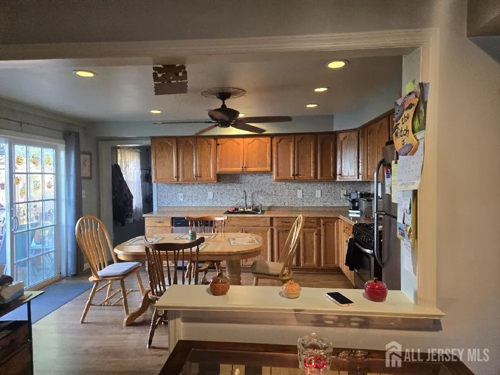 1246 Florence Avenue Union Beach, NJ 07735