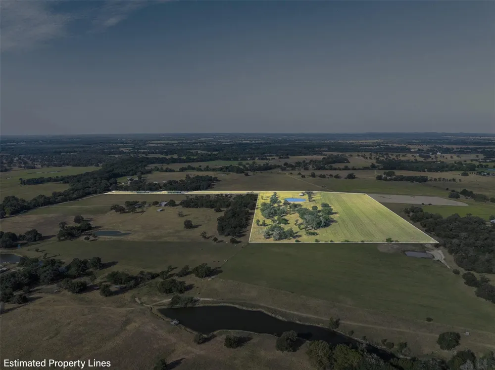 1463 County Road 324 Lincoln, TX 78948