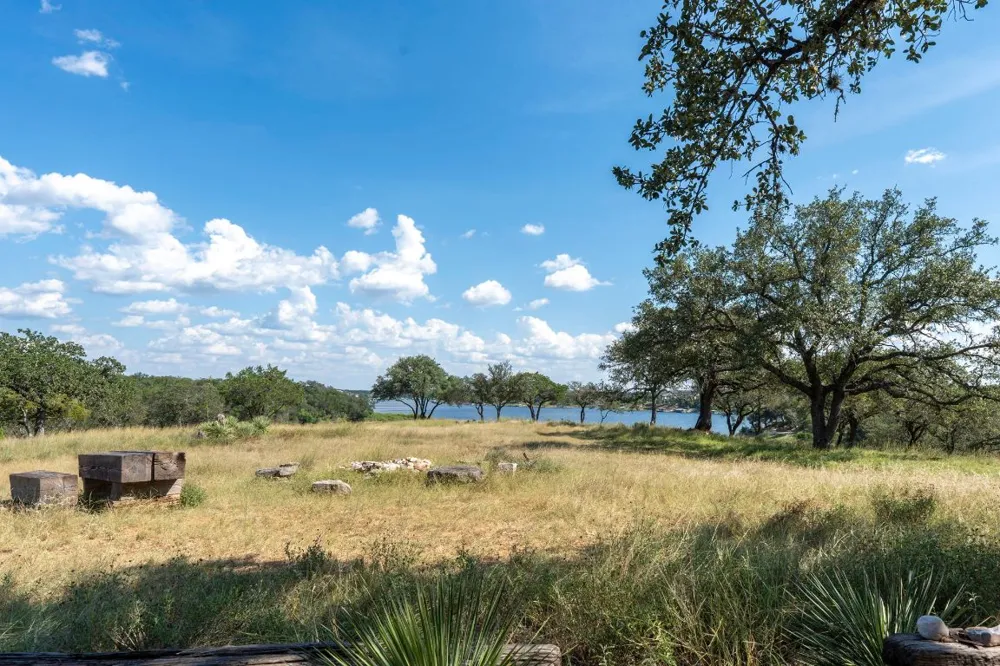 4224 Singleton Road Marble Falls, TX 78654