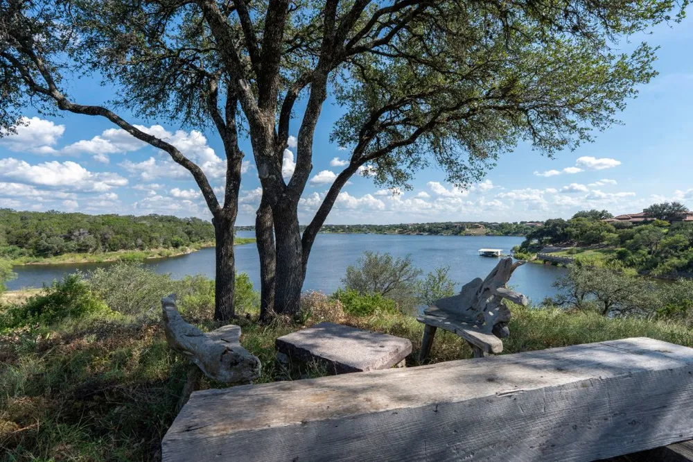 4224 Singleton Road Marble Falls, TX 78654