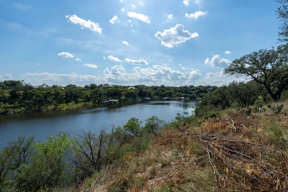 4224 Singleton Road Marble Falls, TX 78654