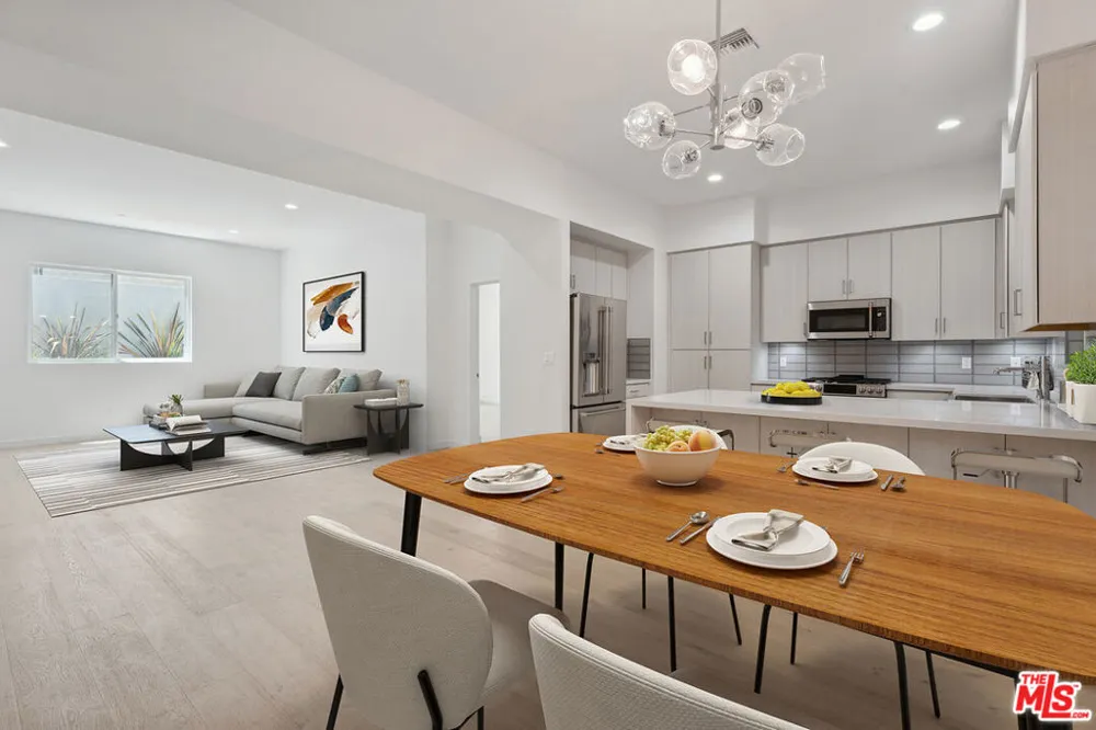 1746 Garfield Place #102 Los Angeles, CA 90028
