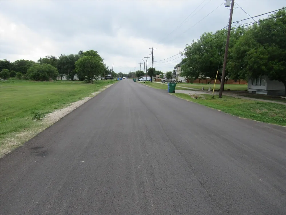 210 E Carrie Manor Road Manor, TX 78653