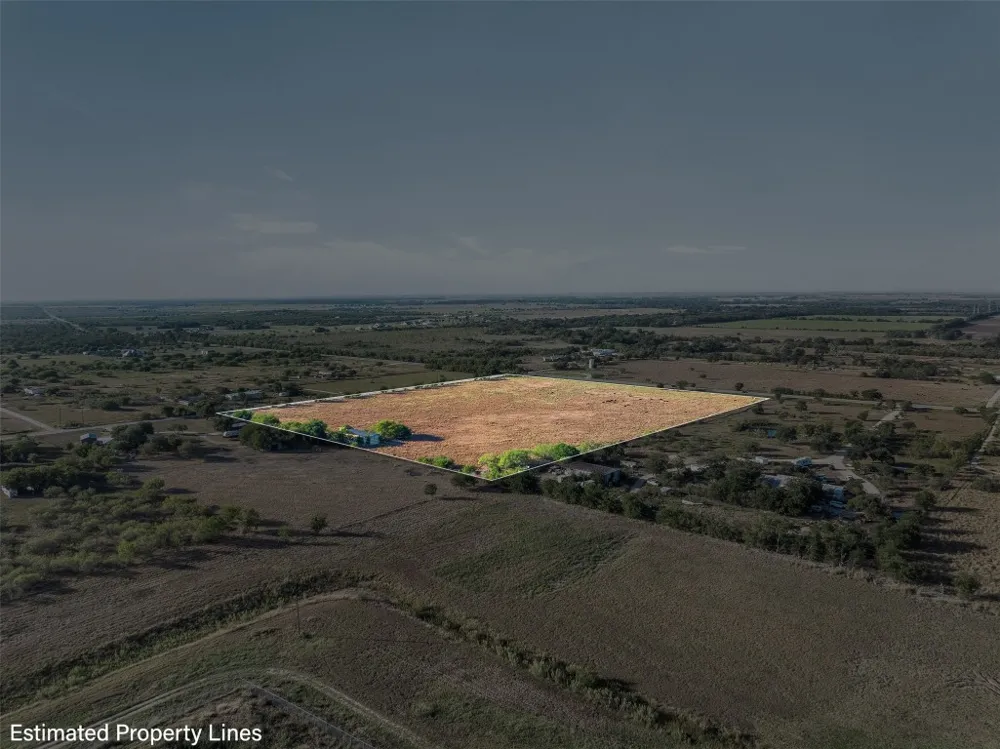 15350 San Marcos Highway Martindale, TX 78655
