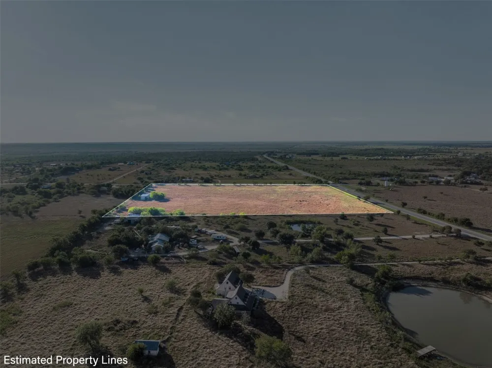 15350 San Marcos Highway Martindale, TX 78655