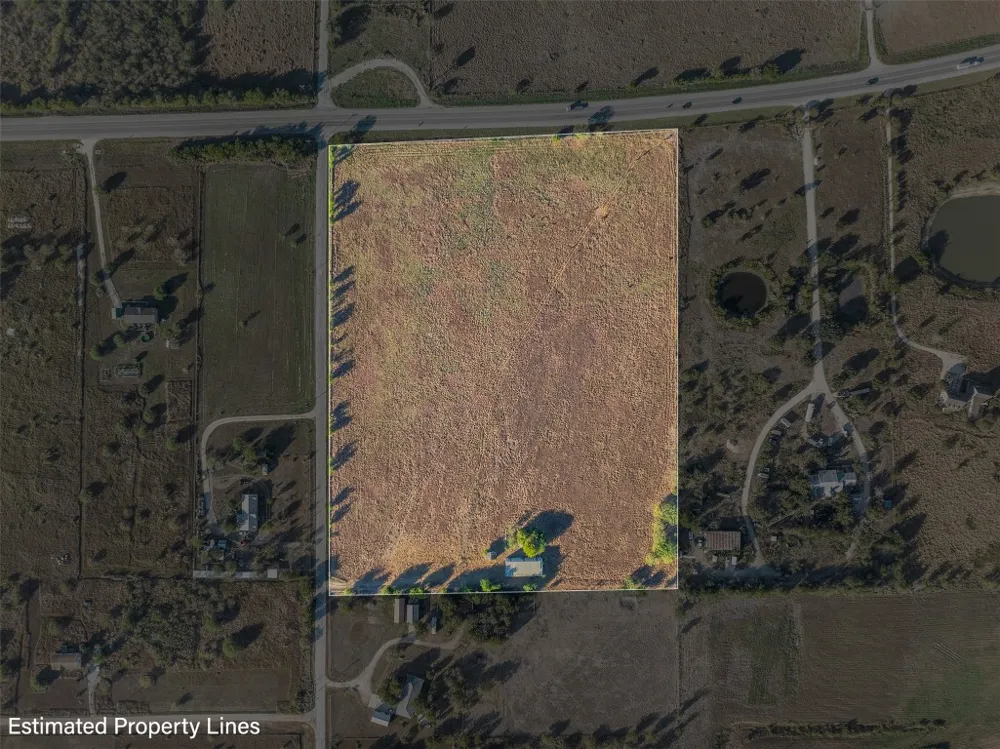 15350 San Marcos Highway Martindale, TX 78655