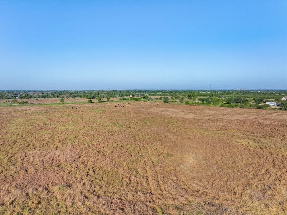 15350 San Marcos Highway Martindale, TX 78655